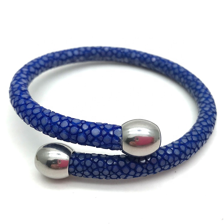 Odian Jewelry Wholesale bangles bracelet Women 316L stainless steel jewelry charms with genuine stingray python leather bracelet